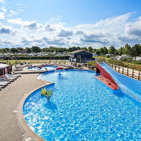 First Camp & Kemping *