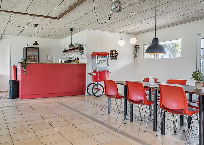 Camping First Camp & *